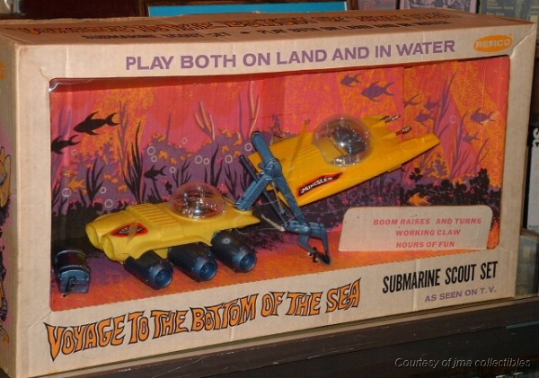 Remco Submarine Scout Set