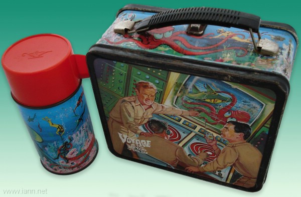 Aladdin Voyage to the Bottom of the Sea Thermos and Lunch Box