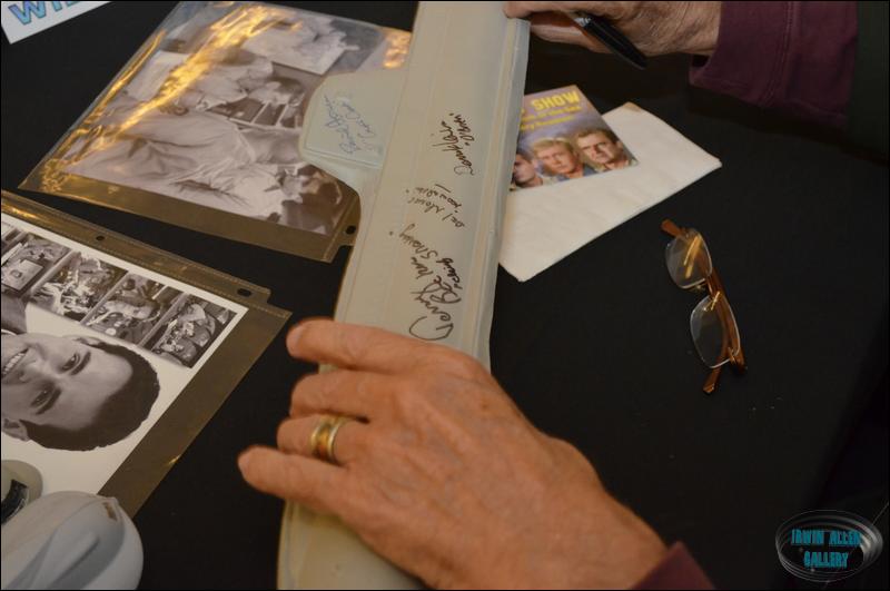 Derrik Lewis signing a part of the Seaview