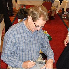 Mark Goddard signs the Jupiter 2