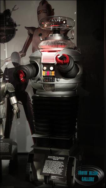 Lost in Space Robot
