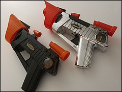 Remco Signal-Ray Gun Comparisons