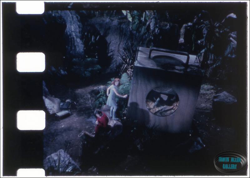 Steve and Valerie in The Crash
