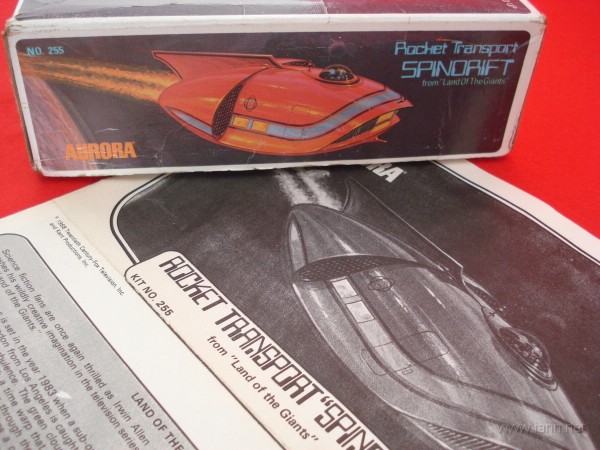 1975 Aurora Spindrift Model Kit