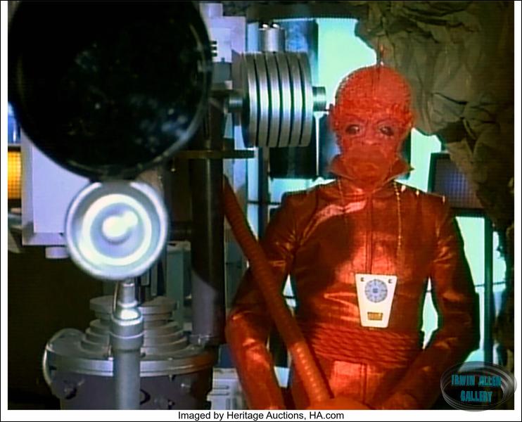Alien Amulet Device