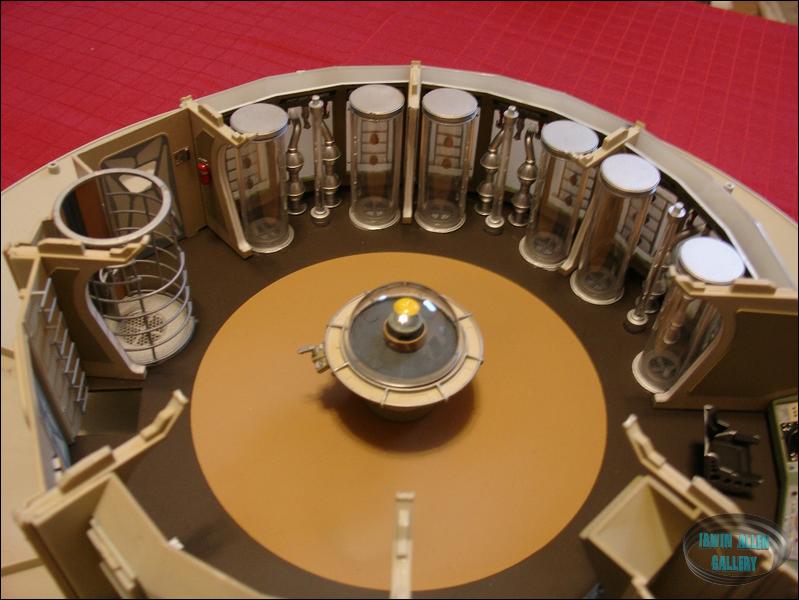 Build of the Moebius Models Jupiter 2 Kit