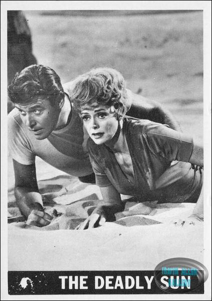 Lost in Space Topps #32