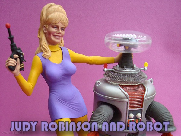 Lars Liljeblad's Judy Robinson and Robot Model