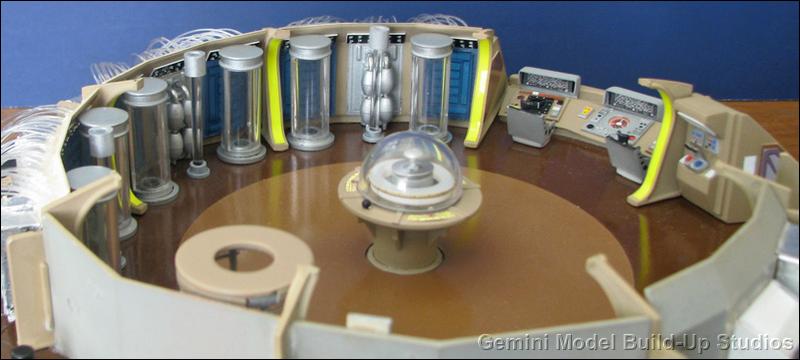 Polar Lights Jupiter 2 Interior