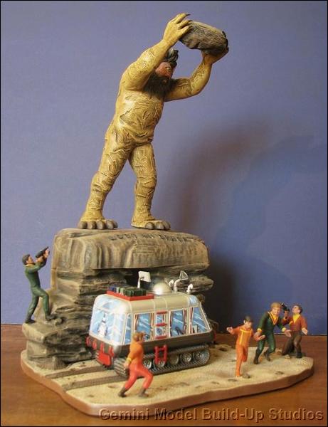 Polar Lights Cyclops and Chariot Model Build