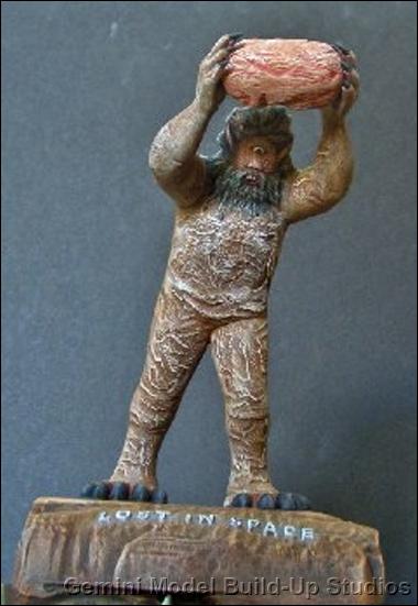 Polar Lights Lost in Space Cyclops and Chariot