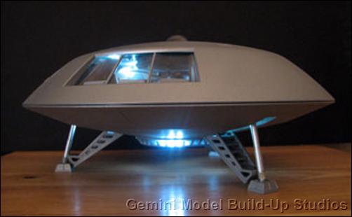 Customized Polar Lights Lost in Space Jupiter II