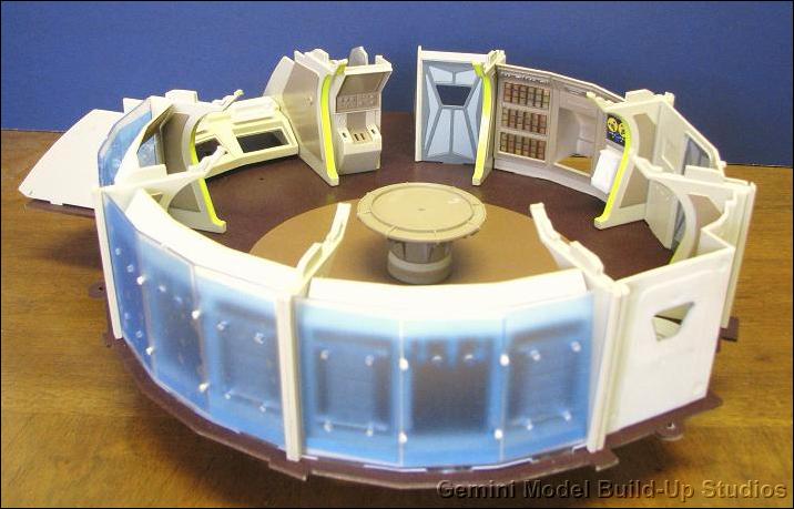 Moebius Models Jupiter 2 Interior