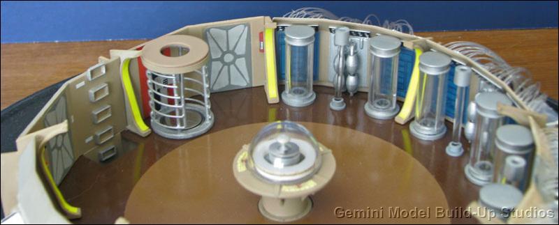 Polar Lights Jupiter 2 Interior