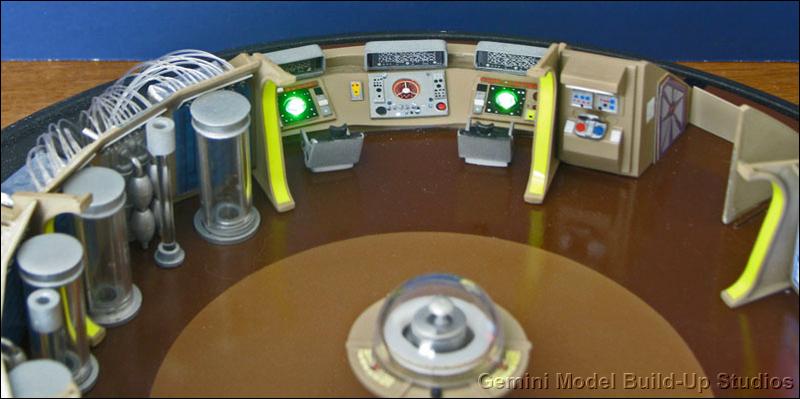 Polar Lights Jupiter 2 Interior
