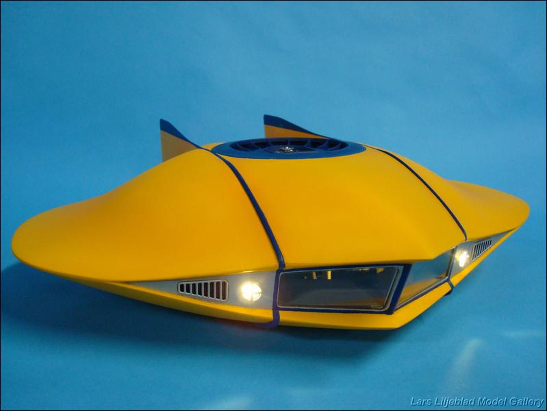 Moebius Models Flying Sub Build
