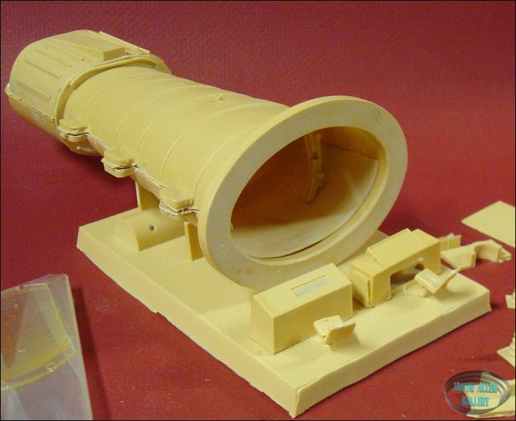 Lunar Models Fujimi Time Tunnel Model Kit Pieces