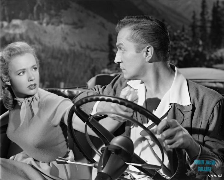 Piper Laurie and Vincent Price