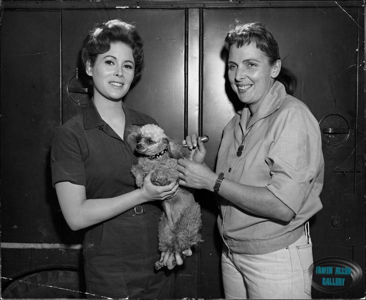 Jill St. John, Frosty, and Cindy James