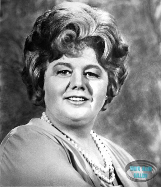 Shelley Winters Portrait Photo