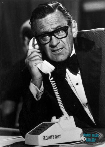 William Holden as Jim Duncan