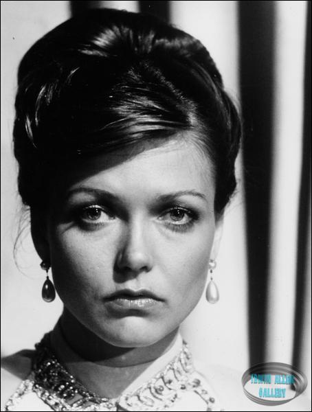 Susan Blakely as Patty Simmons