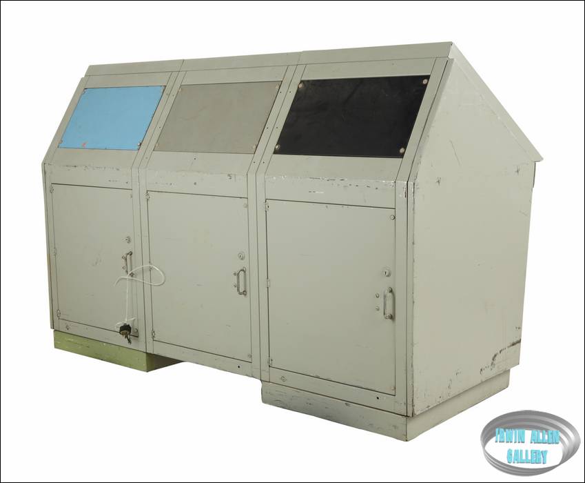 Computer Control Station