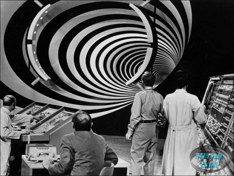 The Time Tunnel in Rendezvous with Yesterday