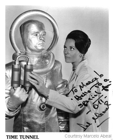 Del Monroe with Lee Meriwether in the Time Tunnel episode The Kidnappers