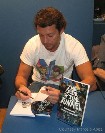 Marcelo Abeal autographing The Legend of the Time Tunnel