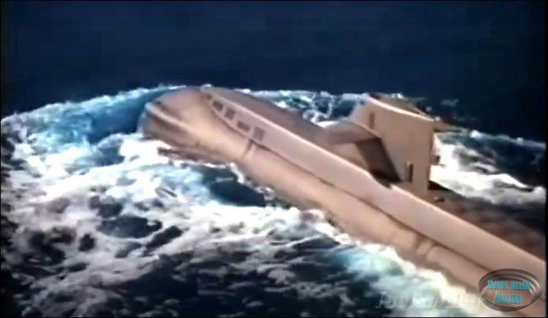 USOS Seaview Hero Submarine Large-Scale Model