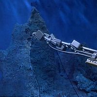 Flying Sub with Grappling Hooks in Man-Beast