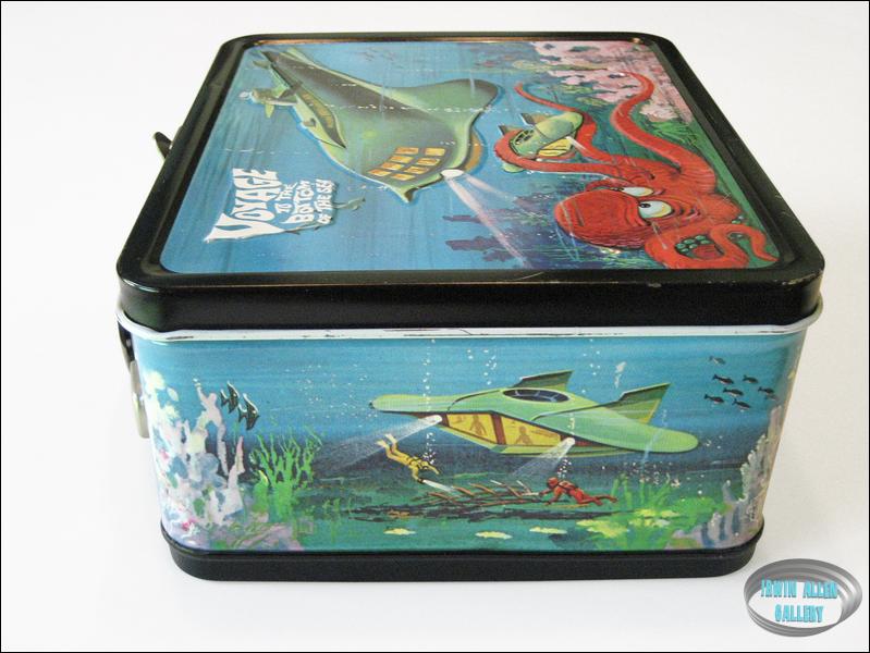 Aladdin Lunchbox Left Side 