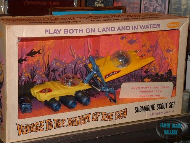 Remco Submarine Scout Set